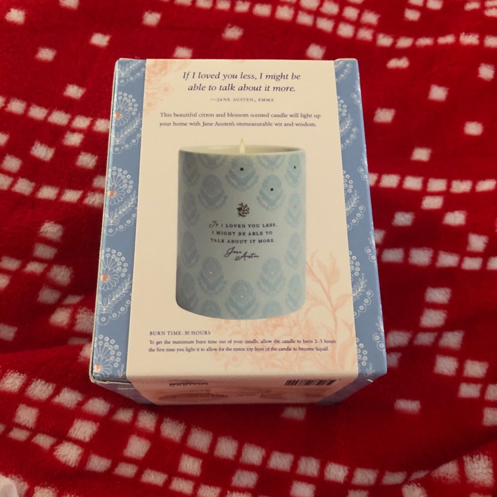 Jane Austen dye & coco wax candle in holder citron & blossom scent new